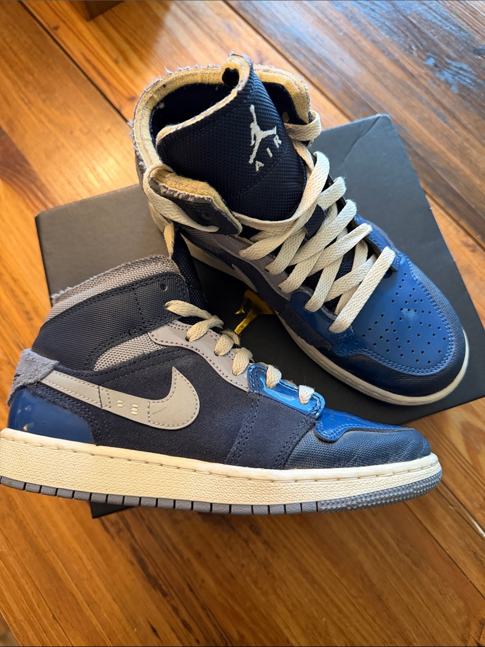 Jordan Kids High-Top Sneakers in Blue and Gray
